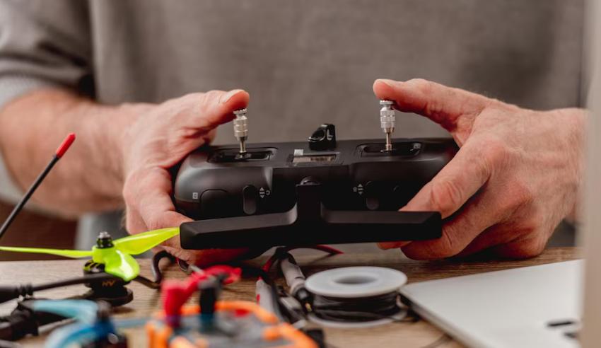 screwdriver for PS4